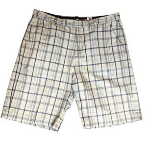 Volcom Stone Mens Size 36 Corpoclass Plaid Flat Front Shorts